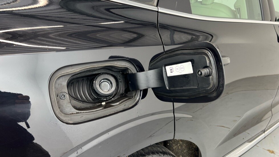 Used Volvo XC60 2021 for sale - 77360568: Photo 16