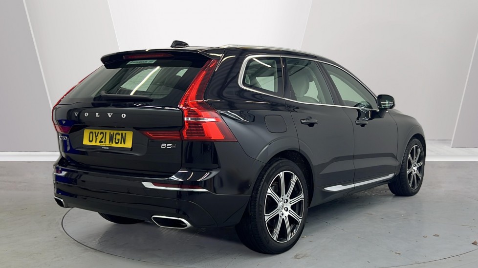 Used Volvo XC60 2021 for sale - 77360568: Photo 2