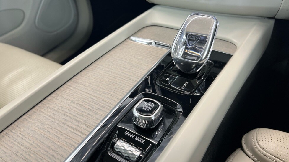 Used Volvo XC60 2021 for sale - 77360568: Photo 25