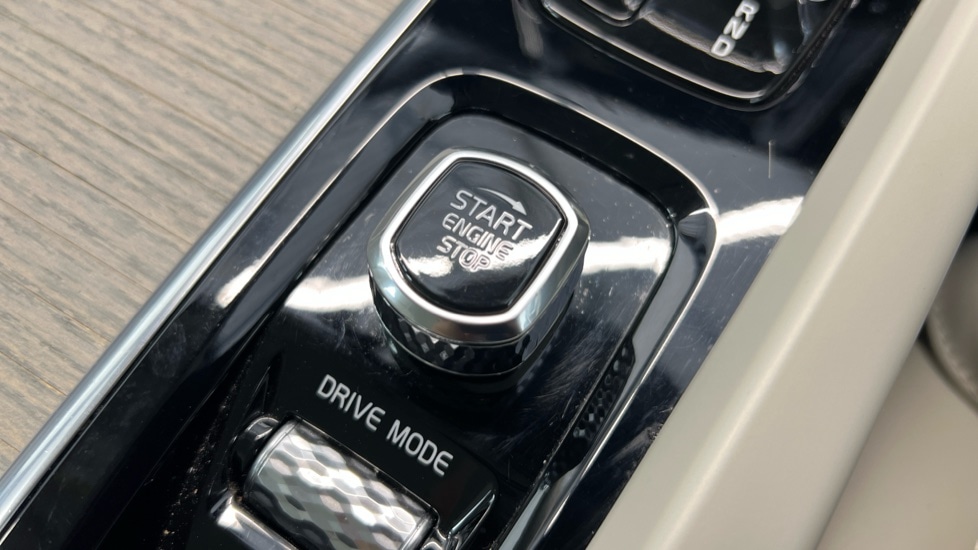 Used Volvo XC60 2021 for sale - 77360568: Photo 27