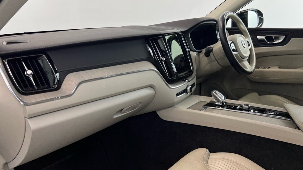 Used Volvo XC60 2021 for sale - 77360568: Photo 36