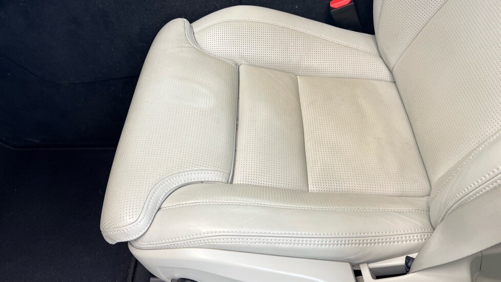 Used Volvo XC60 2021 for sale - 77360568: Photo 38