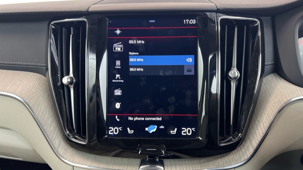 Used Volvo XC60 2021 for sale - 77360568: Photo 65