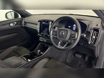 Used Volvo C40 2022 for sale - 76140463: Photo