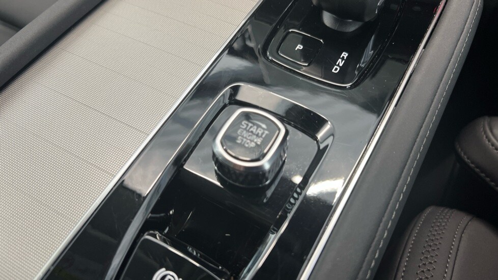 Used Volvo XC90 2025 for sale - 77673797: Photo 27