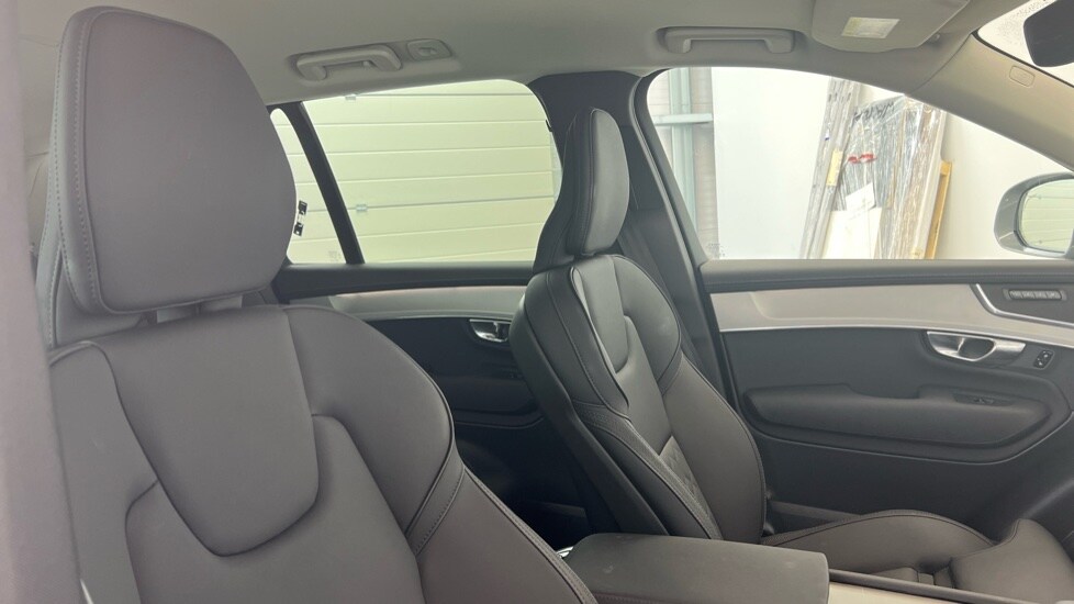 Used Volvo XC90 2025 for sale - 77673797: Photo 31