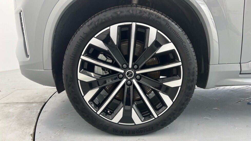 Used Volvo XC90 2025 for sale - 77673797: Photo 41