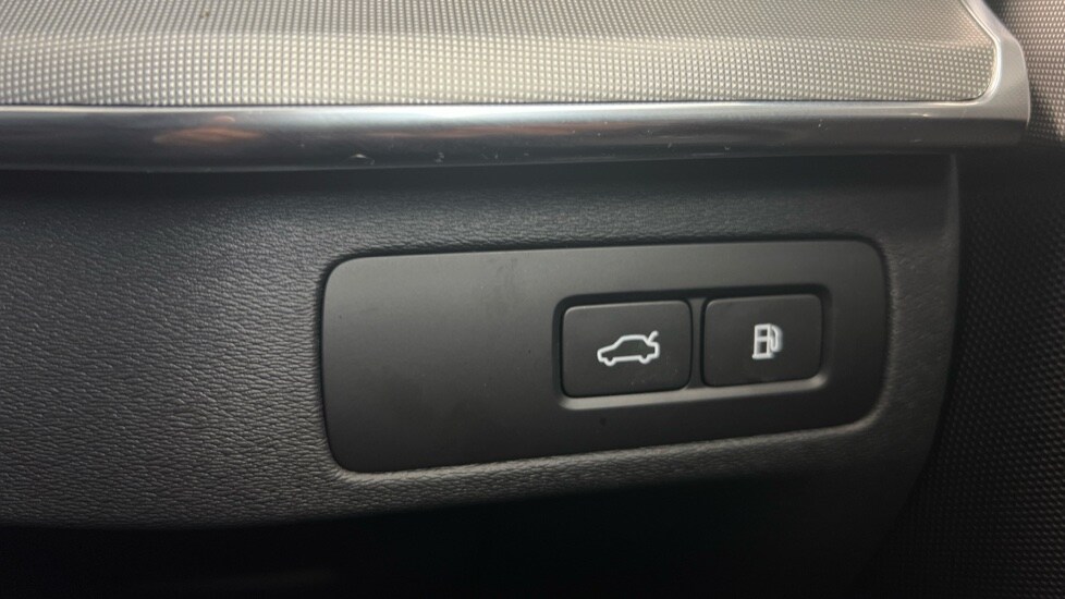 Used Volvo XC90 2025 for sale - 77673797: Photo 49