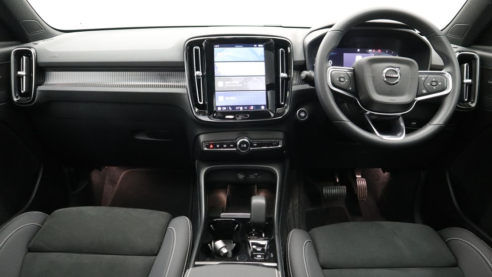 Used Volvo XC40 2024 for sale - 77762716: Photo 10