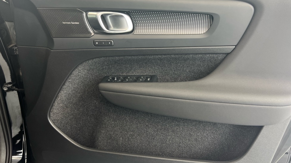 Used Volvo XC40 2024 for sale - 77762716: Photo 29