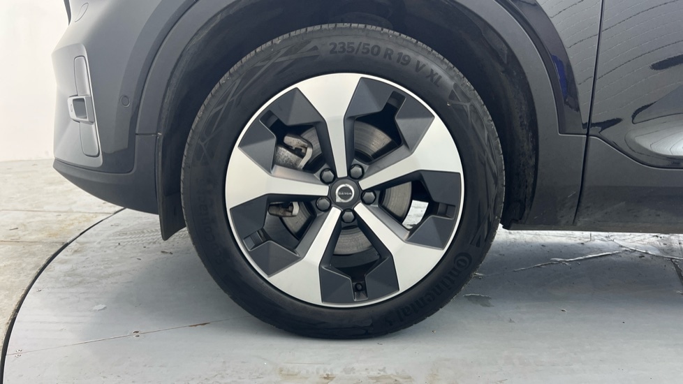 Used Volvo XC40 2024 for sale - 77762716: Photo 43