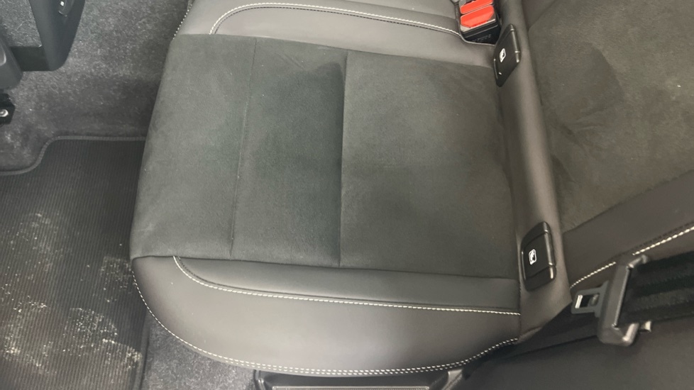 Used Volvo XC40 2024 for sale - 77762716: Photo 44