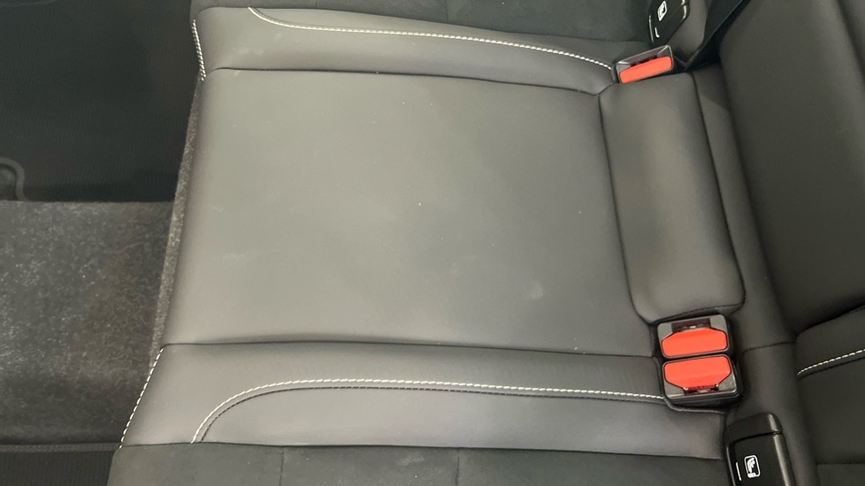 Used Volvo XC40 2024 for sale - 77762716: Photo 45