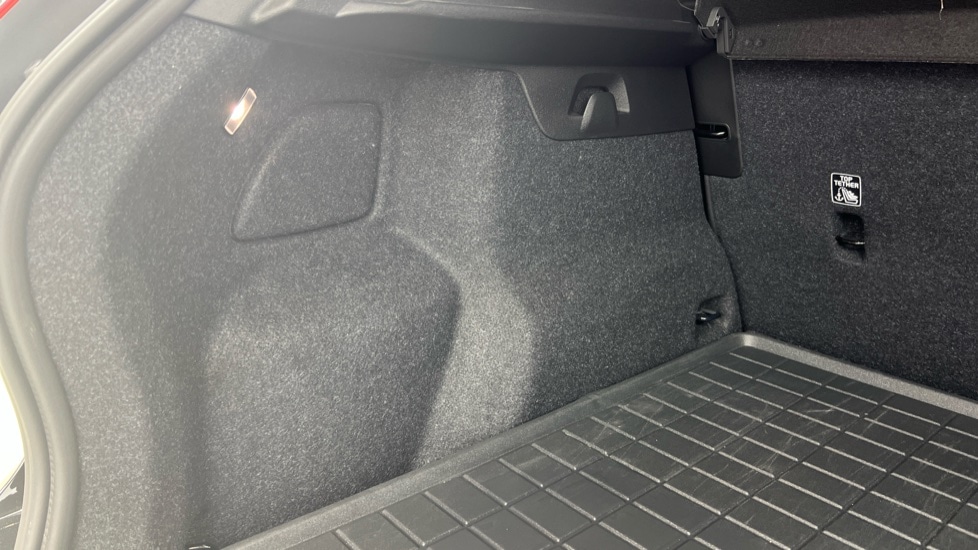 Used Volvo XC40 2024 for sale - 77762716: Photo 52