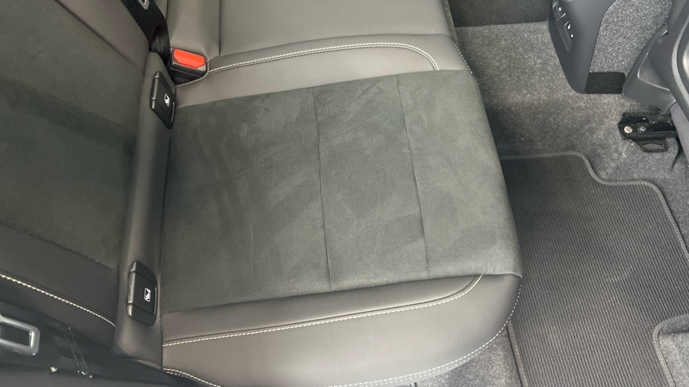 Used Volvo XC40 2024 for sale - 77762716: Photo 57