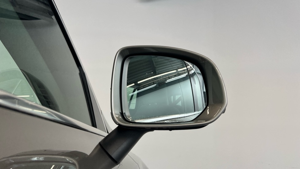 Used Volvo XC90 2020 for sale - 76868372: Photo 32