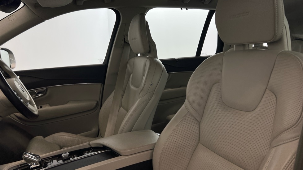 Used Volvo XC90 2020 for sale - 76868372: Photo 39