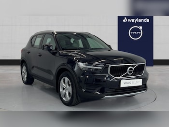 2019 - D3 Momentum Automatic (Winter Pack - Panoramic Sunroof) 5-Door