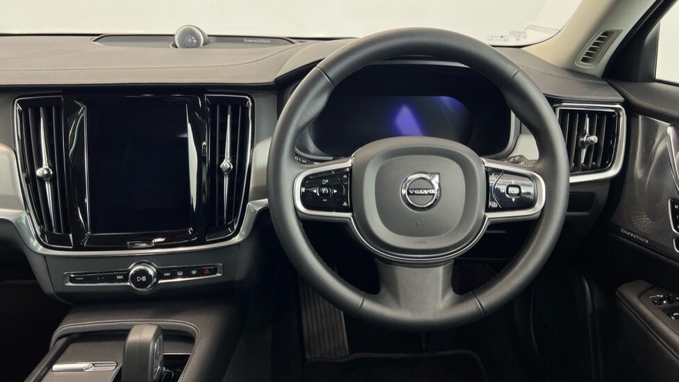 Used Volvo V90 2023 for sale - 76254996: Photo 10