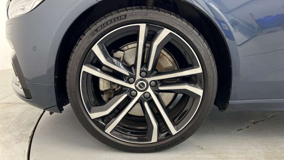 Used Volvo V90 2023 for sale - 76254996: Photo 9