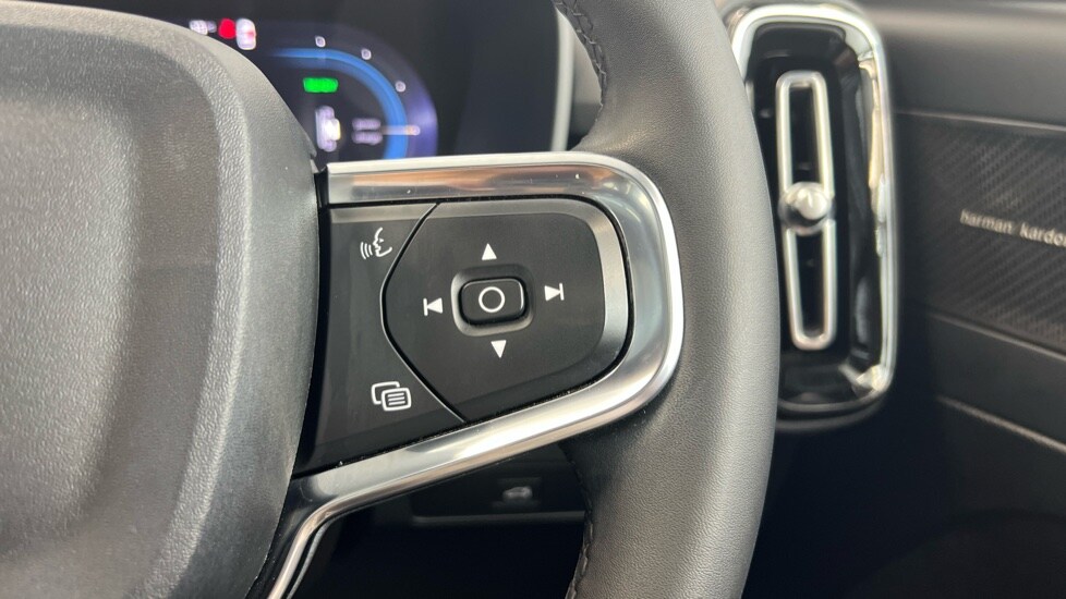 Used Volvo XC40 2022 for sale - 77959863: Photo 22