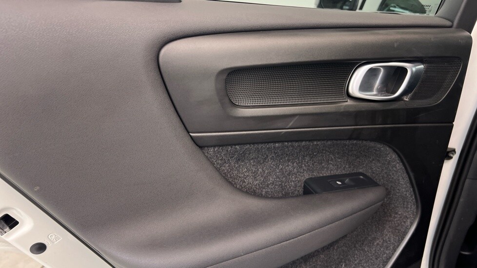 Used Volvo XC40 2022 for sale - 77959863: Photo 48