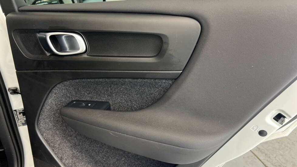 Used Volvo XC40 2022 for sale - 77959863: Photo 58