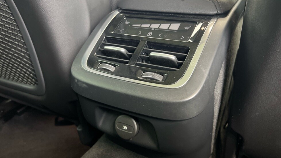 Used Volvo V60 2025 for sale - 77346856: Photo 14