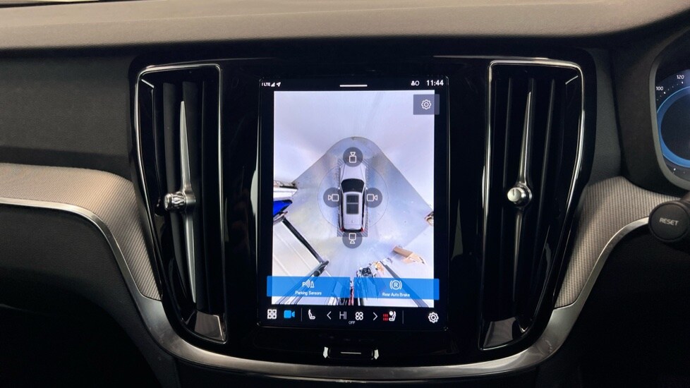 Used Volvo V60 2025 for sale - 77346856: Photo 19