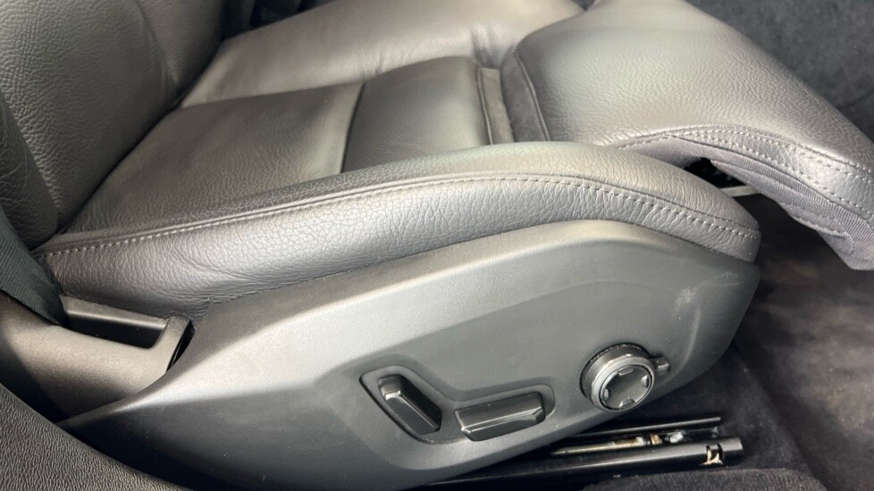 Used Volvo V60 2025 for sale - 77346856: Photo 30