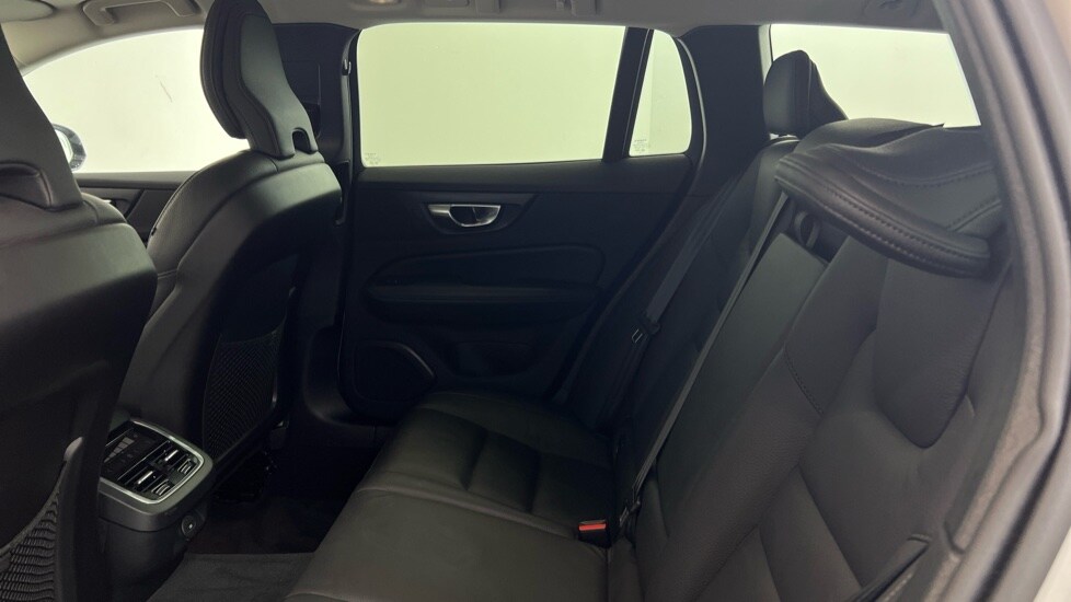 Used Volvo V60 2025 for sale - 77346856: Photo 33