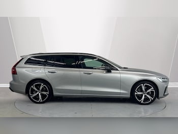 Used Volvo V60 2025 for sale - 77346856: Photo