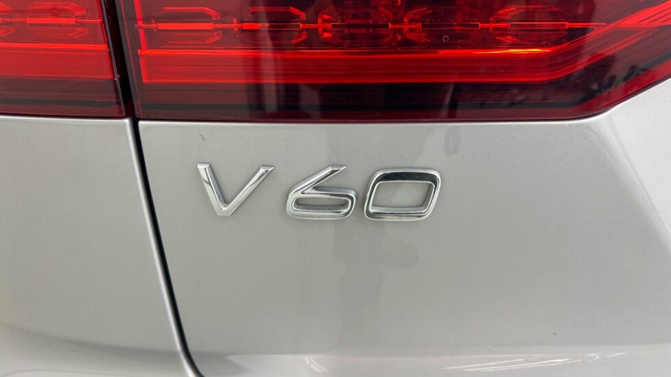 Used Volvo V60 2025 for sale - 77346856: Photo 47