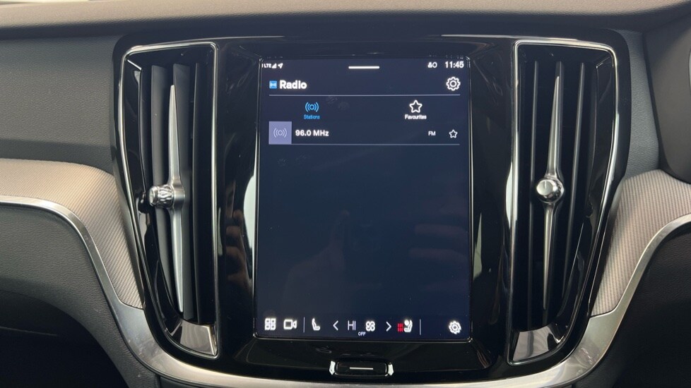 Used Volvo V60 2025 for sale - 77346856: Photo 71