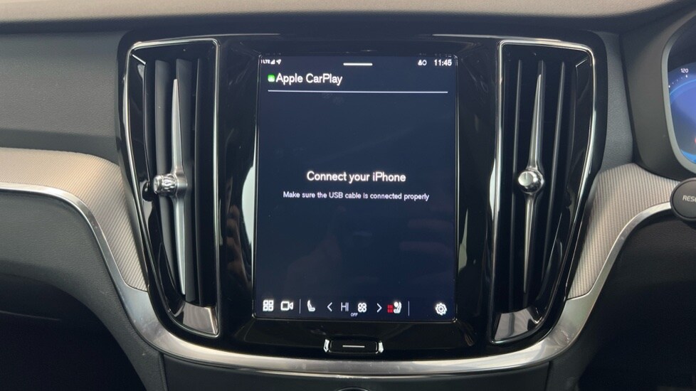 Used Volvo V60 2025 for sale - 77346856: Photo 73