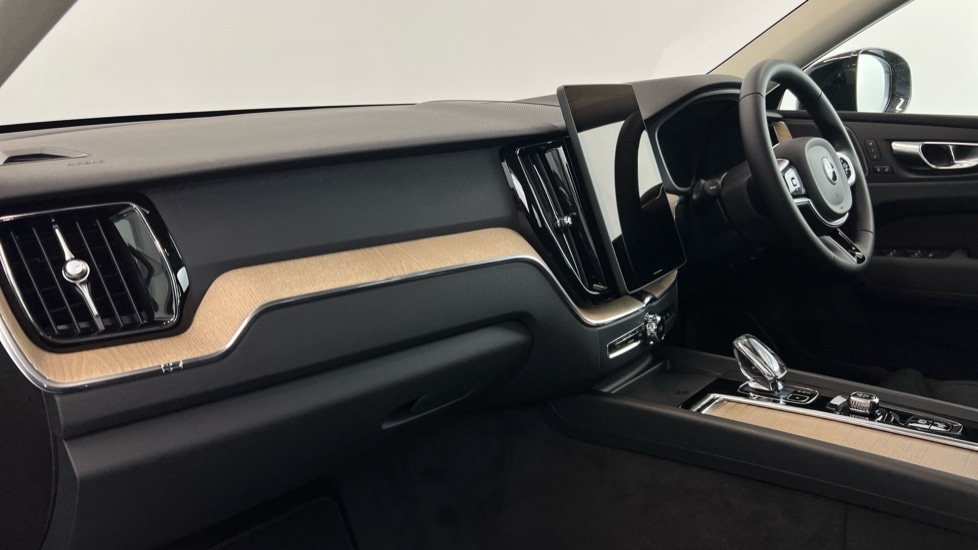 Used Volvo XC60 2026 for sale - 78009089: Photo 36