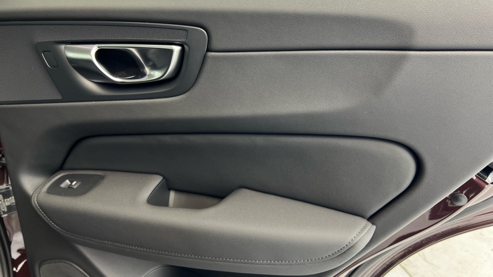 Used Volvo XC60 2026 for sale - 78009089: Photo 60