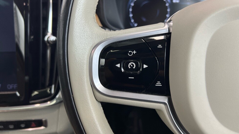 Used Volvo V90 2018 for sale - 77018278: Photo 21