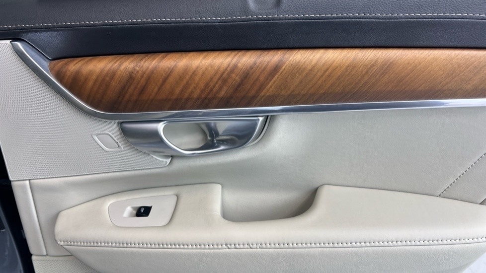 Used Volvo V90 2018 for sale - 77018278: Photo 52