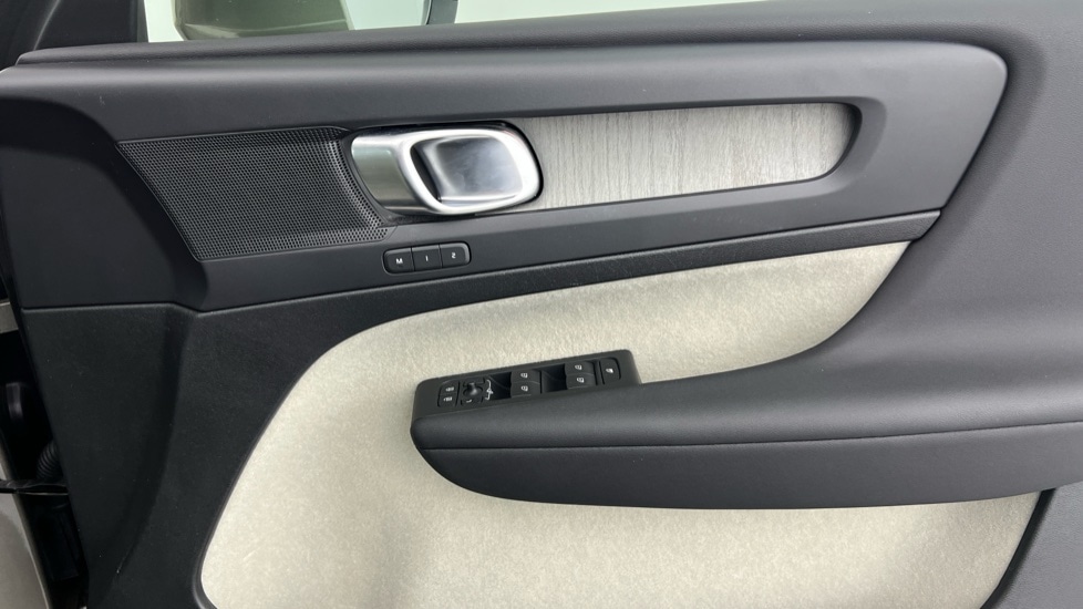 Used Volvo XC40 2020 for sale - 77018379: Photo 16