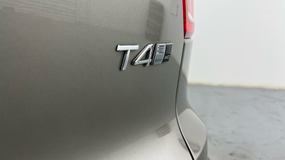 Used Volvo XC40 2020 for sale - 77018379: Photo 52