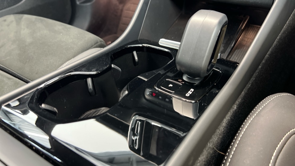 Used Volvo XC40 2023 for sale - 77102577: Photo 25