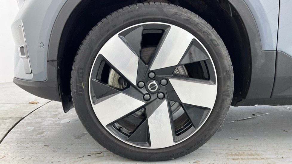 Used Volvo XC40 2023 for sale - 77102577: Photo 42