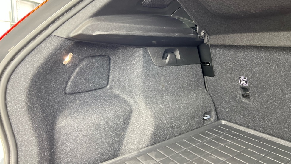 Used Volvo XC40 2023 for sale - 77102577: Photo 48