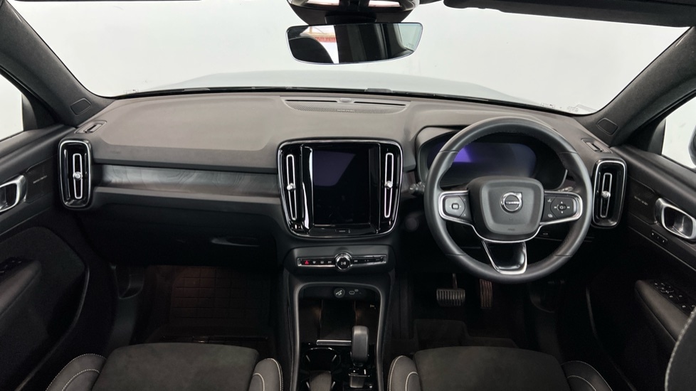 Used Volvo XC40 2023 for sale - 77102577: Photo 5