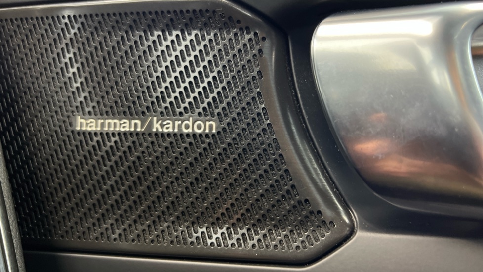 Used Volvo XC40 2023 for sale - 77102577: Photo 54