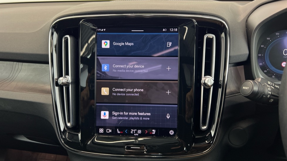 Used Volvo XC40 2023 for sale - 77102577: Photo 60