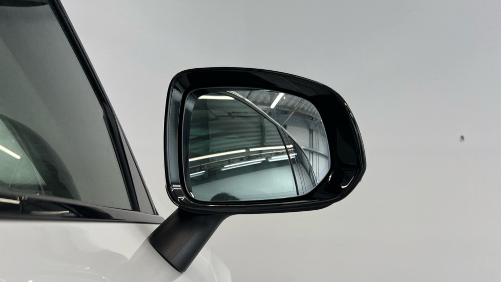 Used Volvo XC90 2024 for sale - 76933229: Photo 32