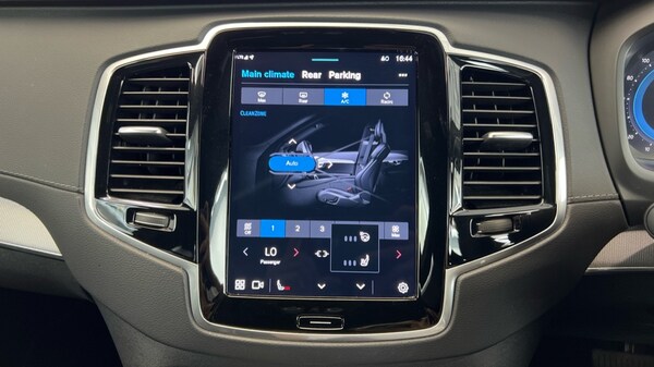 Used Volvo XC90 2023 for sale - 76191131: Photo 14