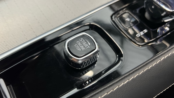 Used Volvo XC90 2023 for sale - 76191131: Photo 27